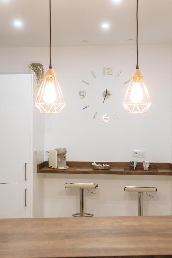 El Apartamento Del Reloj De Sol Séville Extérieur photo